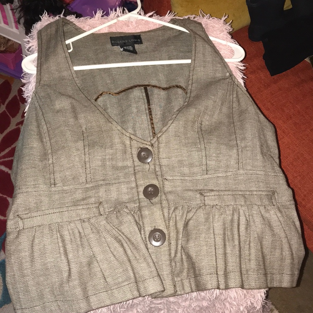 Robert Louis vest